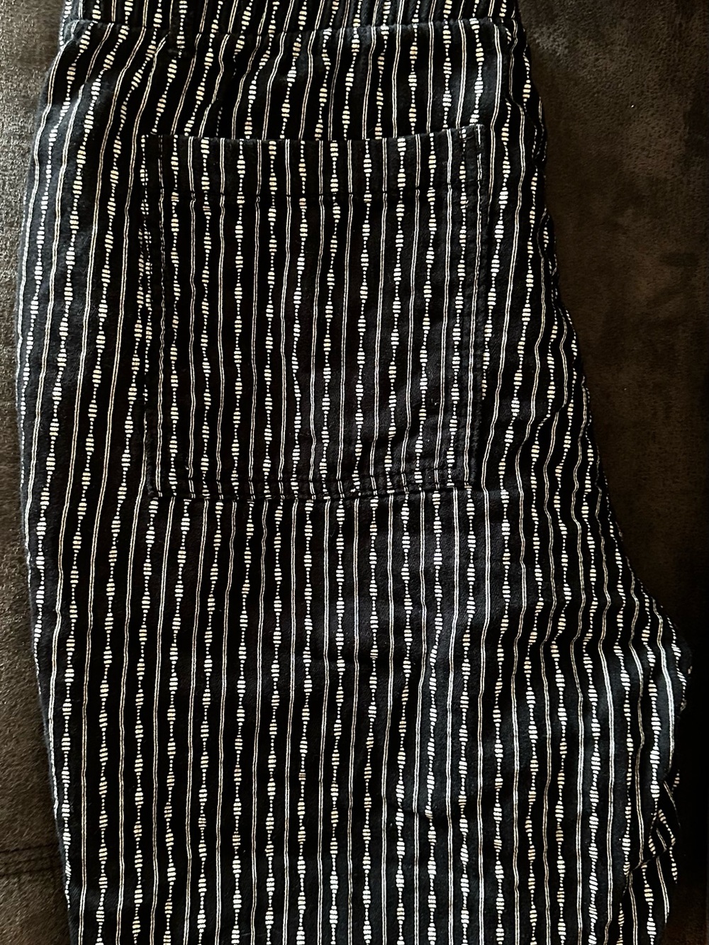 Old Navy Straight Leg Pants - Picture 6 of 7